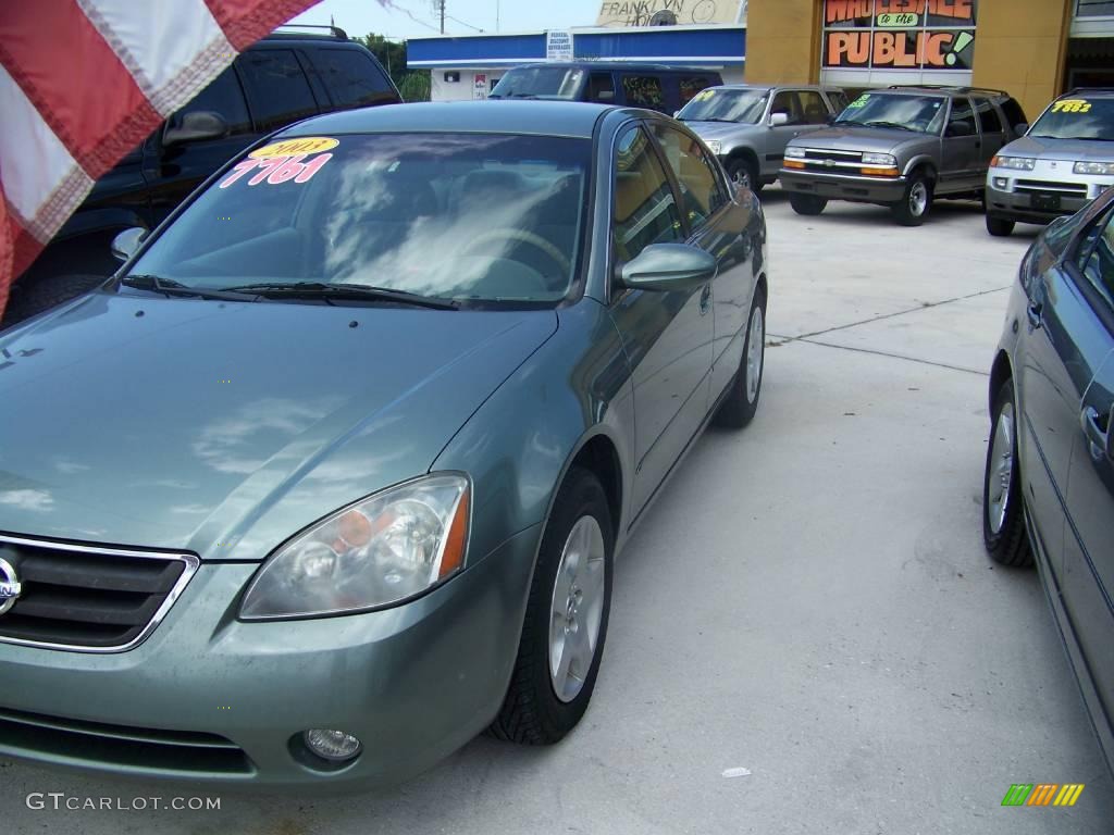 Mystic Emerald Green Nissan Altima