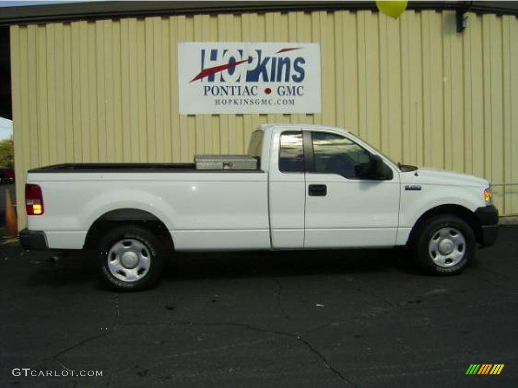 2006 F150 XL Regular Cab - Oxford White / Medium/Dark Flint photo #9