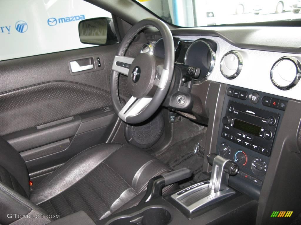 2007 Mustang GT Premium Coupe - Alloy Metallic / Dark Charcoal photo #37