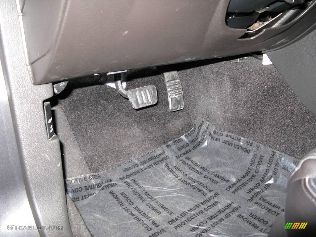 2007 Mustang GT Premium Coupe - Alloy Metallic / Dark Charcoal photo #44