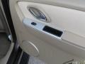 Charcoal Beige Metallic - Mariner Luxury 4WD Photo No. 17