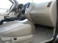 Charcoal Beige Metallic - Mariner Luxury 4WD Photo No. 18