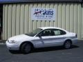 2007 Vibrant White Ford Taurus SE  photo #1