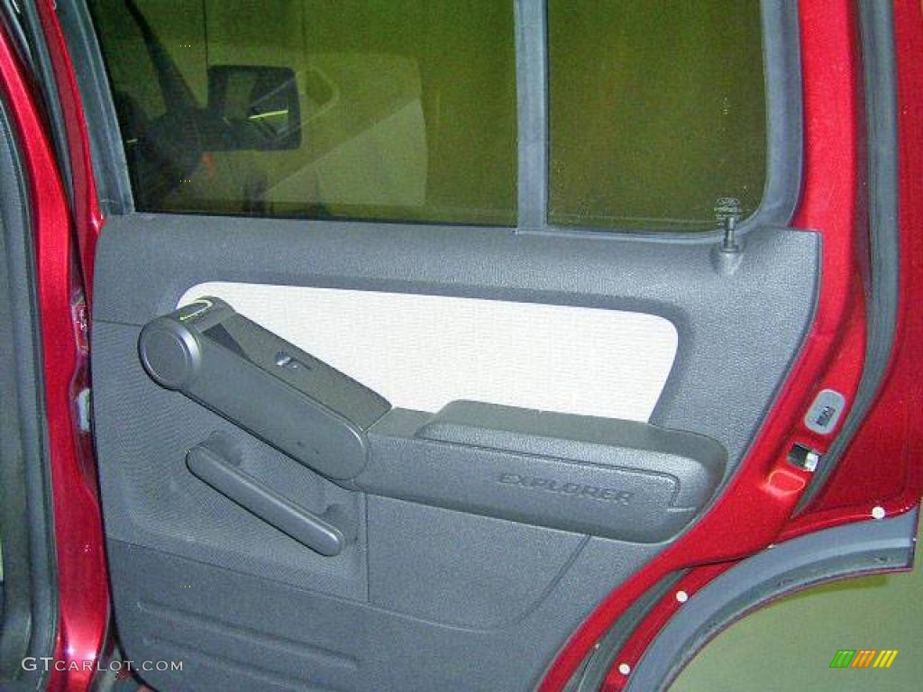 2008 Explorer XLT - Redfire Metallic / Black/Stone photo #20