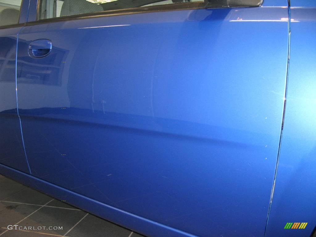 2004 Aveo Sedan - Bright Blue Metallic / Gray photo #12