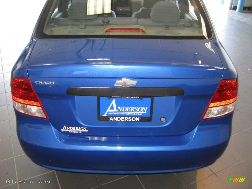 2004 Aveo Sedan - Bright Blue Metallic / Gray photo #18