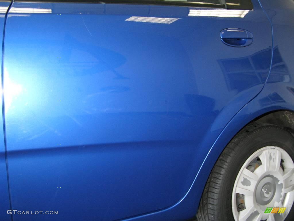 2004 Aveo Sedan - Bright Blue Metallic / Gray photo #19