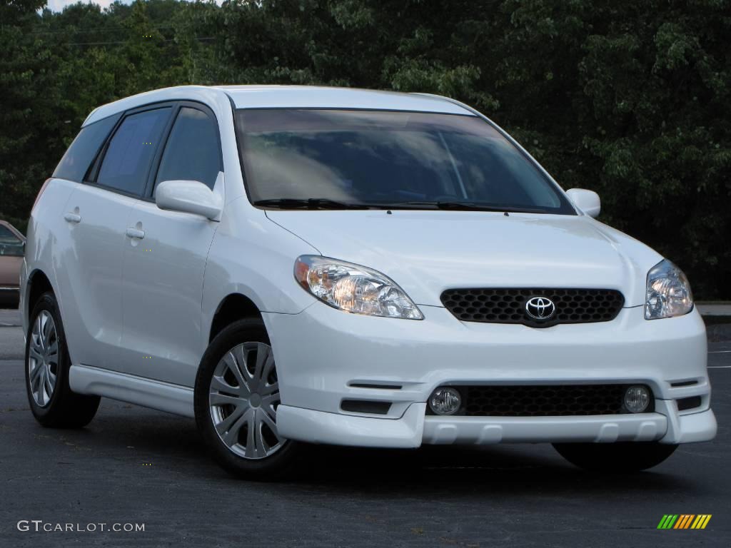 Super White Toyota Matrix