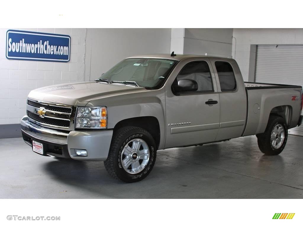 2007 Silverado 1500 LT Extended Cab 4x4 - Silver Birch Metallic / Ebony Black photo #1