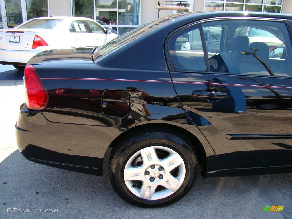 2007 Malibu LT Sedan - Black / Ebony Black photo #24