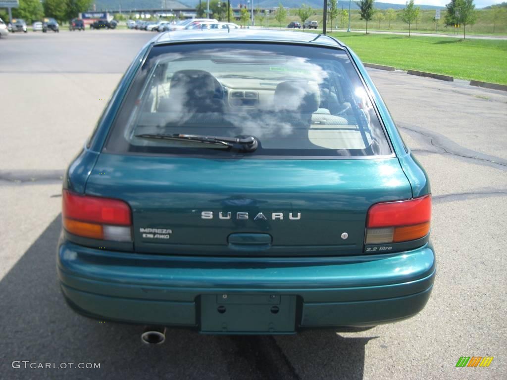 1997 Impreza L Wagon - Acadia Green Pearl Metallic / Beige photo #12