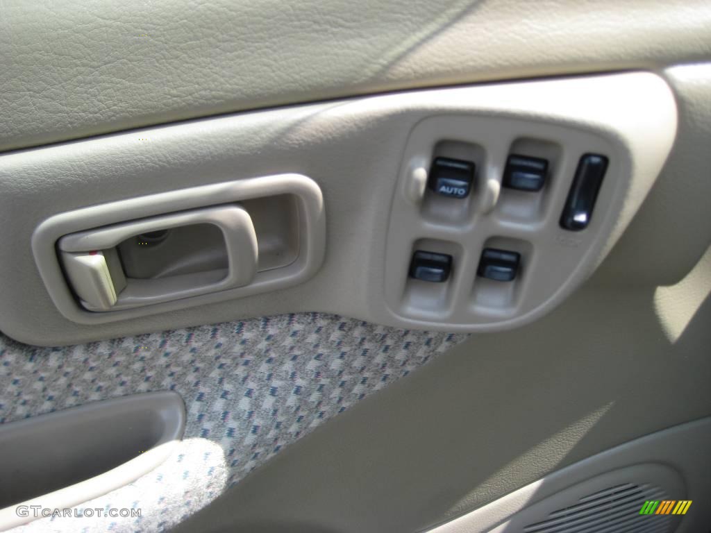 1997 Impreza L Wagon - Acadia Green Pearl Metallic / Beige photo #20