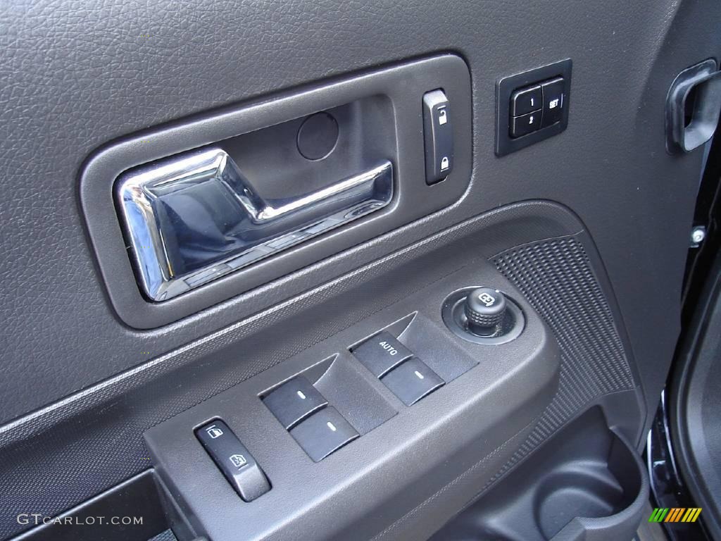 2008 Edge Limited AWD - Black / Charcoal photo #24