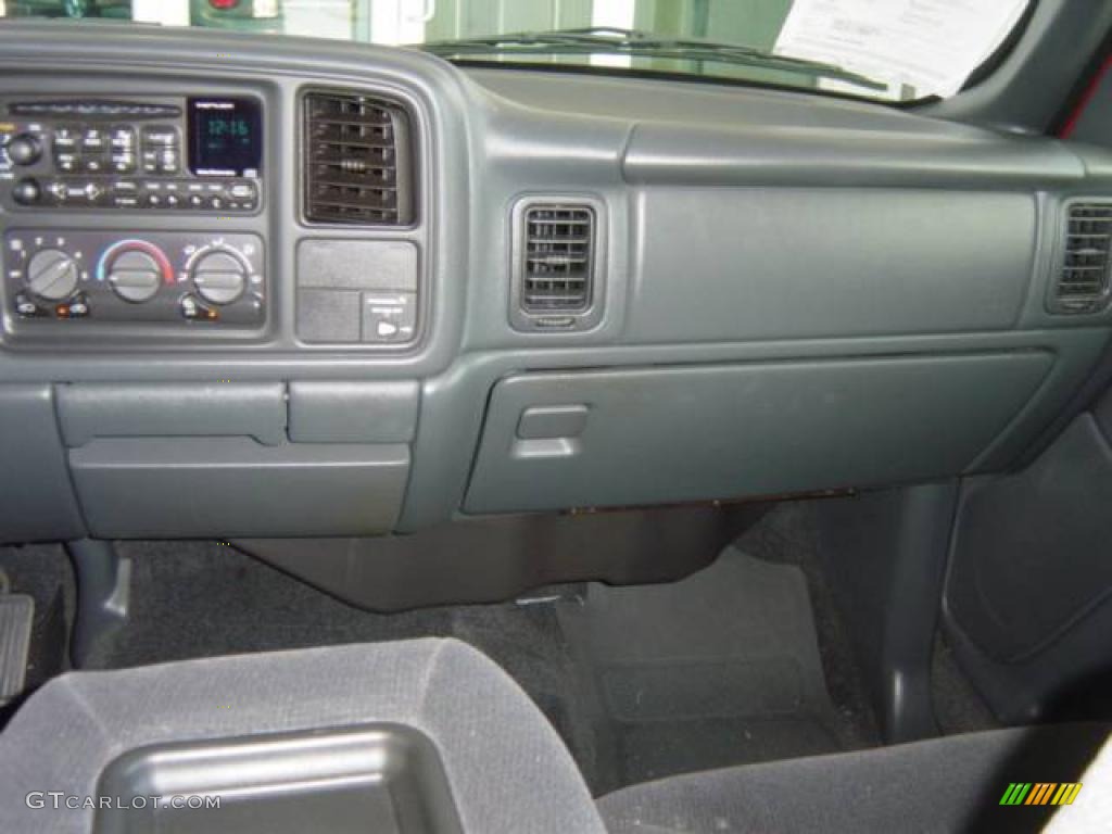 2002 Sierra 1500 SLE Extended Cab - Fire Red / Graphite photo #8