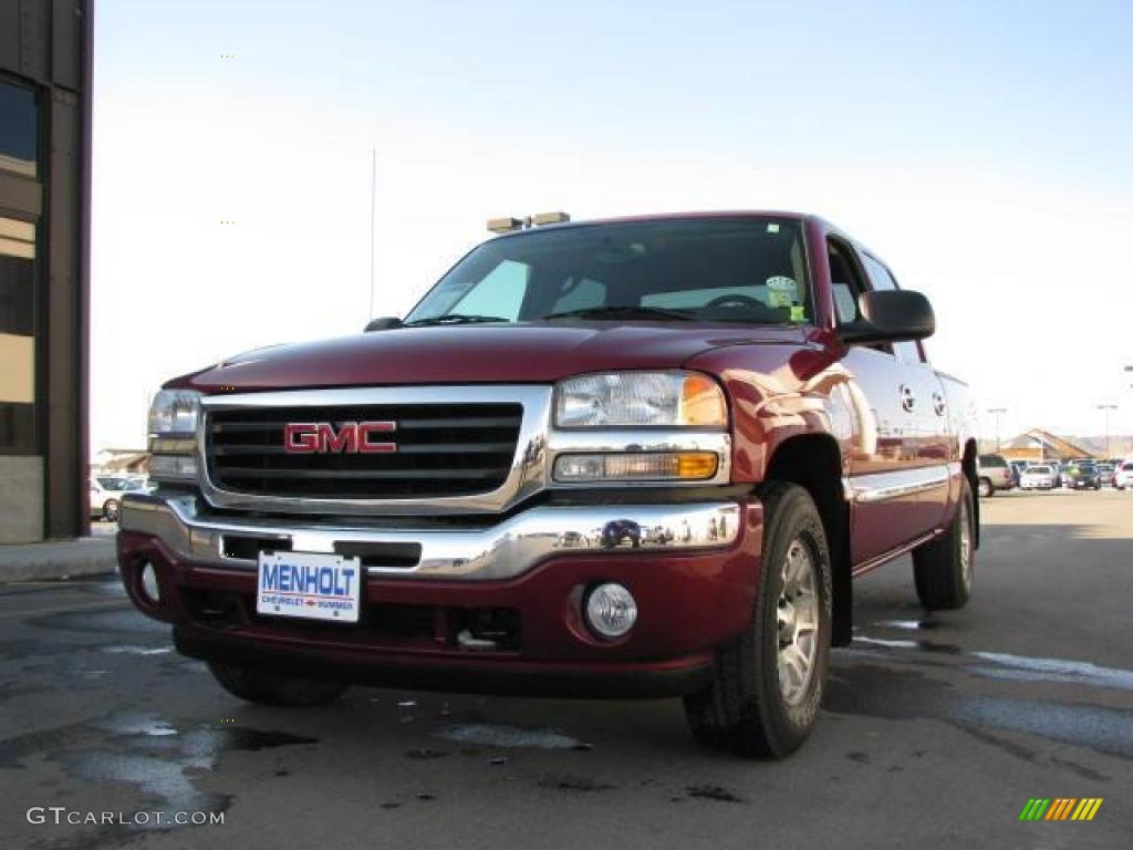 2005 Sierra 1500 SLE Crew Cab 4x4 - Sport Red Metallic / Dark Pewter photo #2