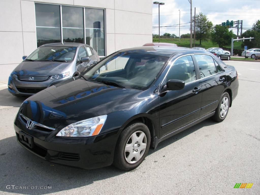 2006 Accord LX Sedan - Nighthawk Black Pearl / Ivory photo #2