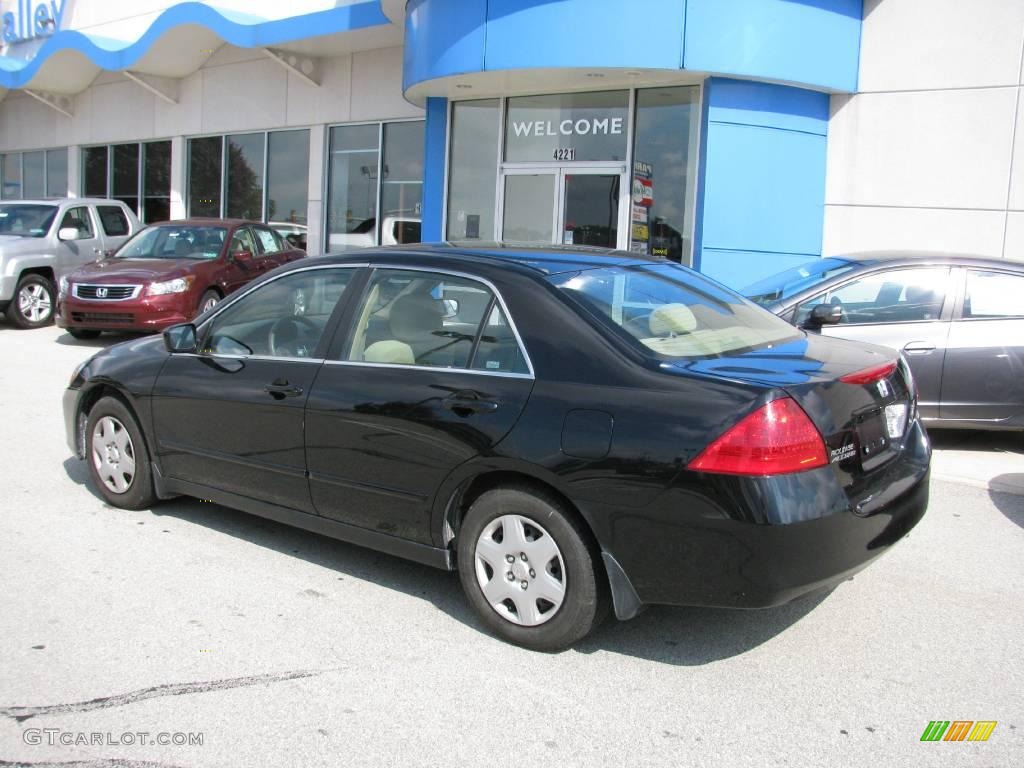 2006 Accord LX Sedan - Nighthawk Black Pearl / Ivory photo #4