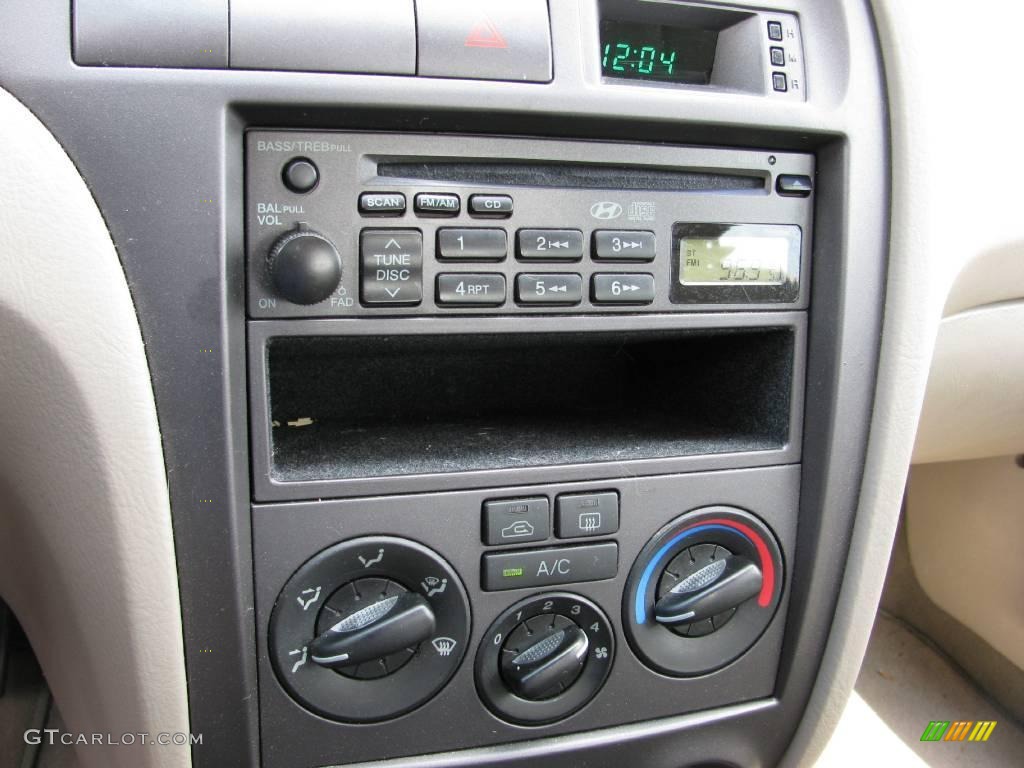 2003 Elantra GLS Sedan - Nordic White / Beige photo #11