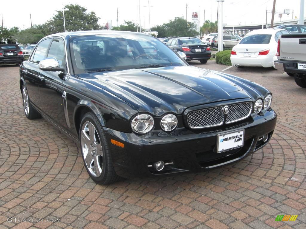 2009 XJ Vanden Plas - Ultimate Black / Charcoal/Charcoal photo #5