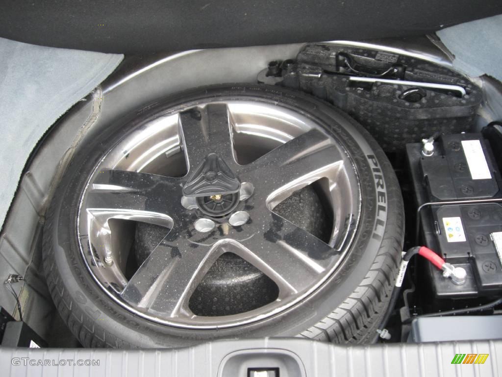 2009 XJ Vanden Plas - Ultimate Black / Charcoal/Charcoal photo #15