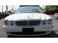 Porcelain White - XJ XJ8 L Photo No. 2