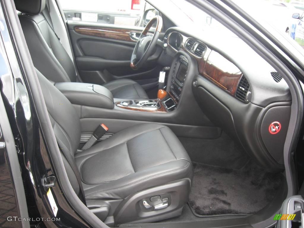 2009 XJ Vanden Plas - Ultimate Black / Charcoal/Charcoal photo #17