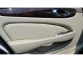 Porcelain White - XJ XJ8 L Photo No. 17