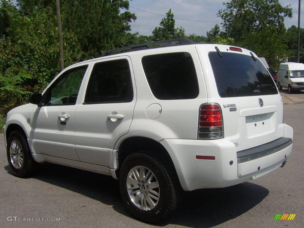 Oxford White Mercury Mariner