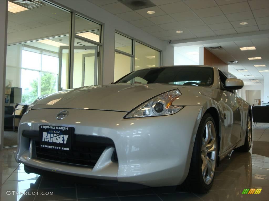 2009 370Z Sport Touring Coupe - Brilliant Silver / Gray Leather photo #1