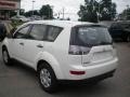 Diamond White Pearl - Outlander ES Photo No. 8