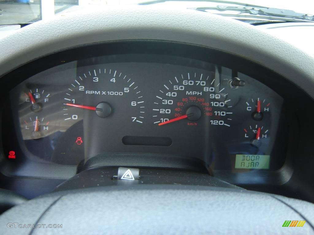 2006 F150 XL Regular Cab - Dark Toreador Red Metallic / Medium/Dark Flint photo #14