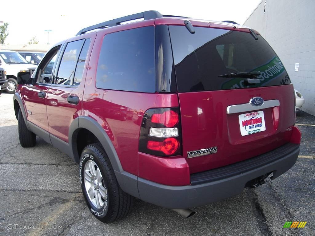 2006 Explorer XLT 4x4 - Redfire Metallic / Stone photo #3