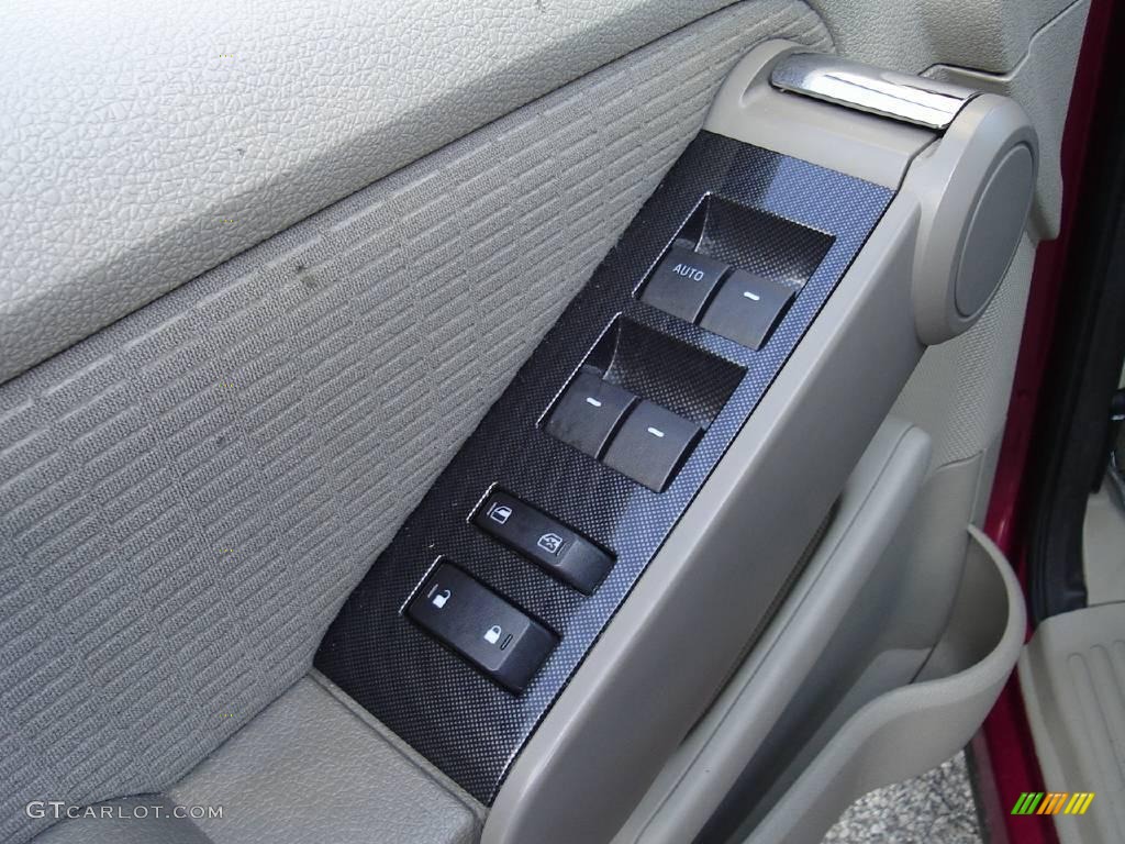 2006 Explorer XLT 4x4 - Redfire Metallic / Stone photo #23