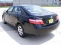 Black - Camry LE Photo No. 5