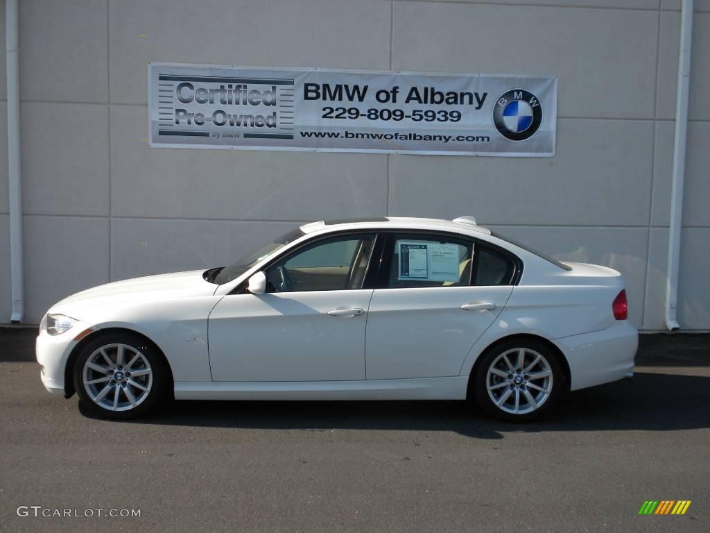 2009 3 Series 328i Sedan - Alpine White / Beige Dakota Leather photo #1