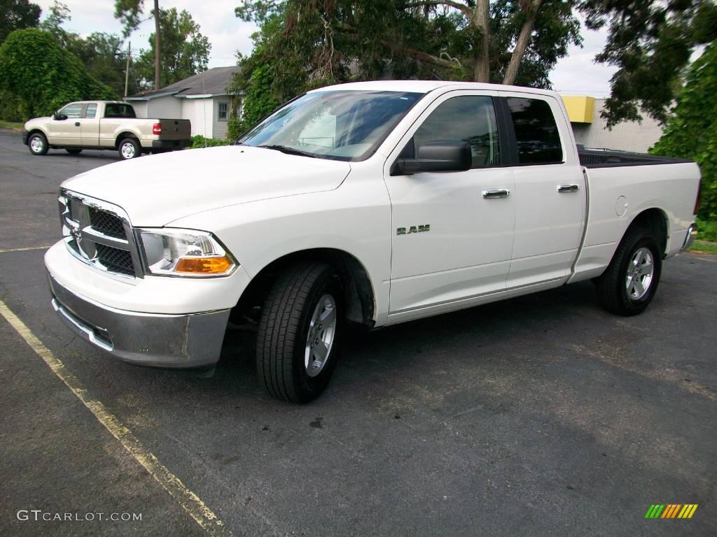 2009 Ram 1500 SLT Quad Cab - Stone White / Dark Slate/Medium Graystone photo #7