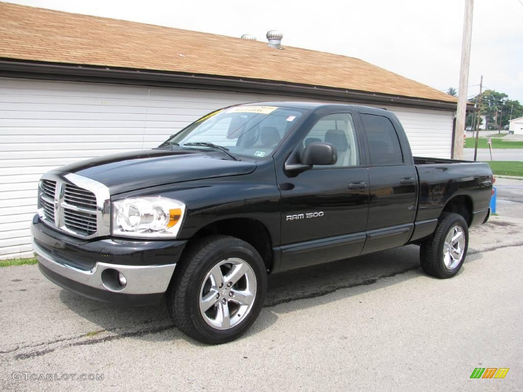 2007 Ram 1500 Big Horn Edition Quad Cab 4x4 - Brilliant Black Crystal Pearl / Medium Slate Gray photo #2