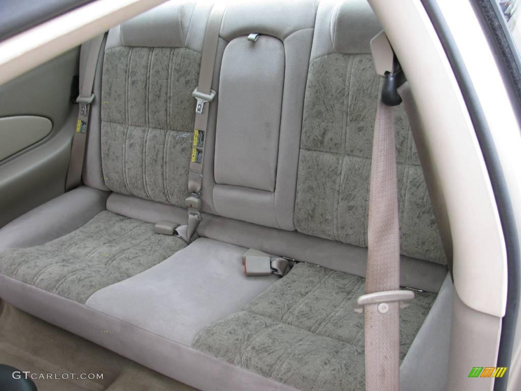 2004 Monte Carlo LS - Sandstone Metallic / Neutral photo #14