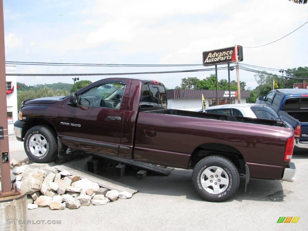 2004 Ram 1500 ST Regular Cab 4x4 - Deep Molten Red Pearl / Taupe photo #2