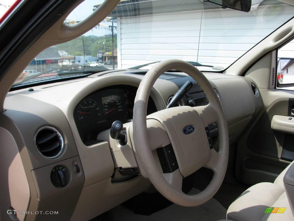 2004 F150 XLT SuperCab 4x4 - Bright Red / Tan photo #8