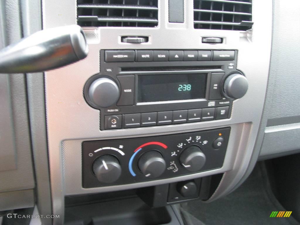 2006 Dakota SLT Quad Cab 4x4 - Mineral Gray Metallic / Medium Slate Gray photo #19