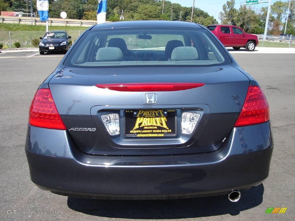 2006 Accord EX Sedan - Graphite Pearl / Gray photo #4