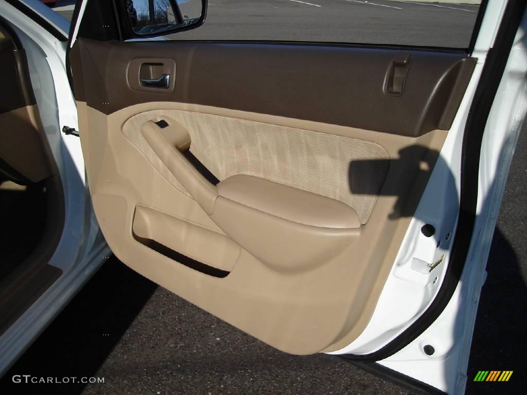 2005 Civic LX Sedan - Taffeta White / Gray photo #17