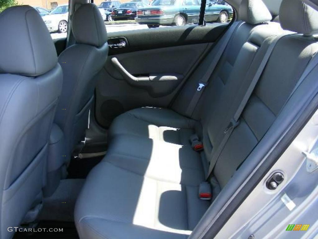 2006 TSX Sedan - Alabaster Silver Metallic / Quartz Gray photo #11