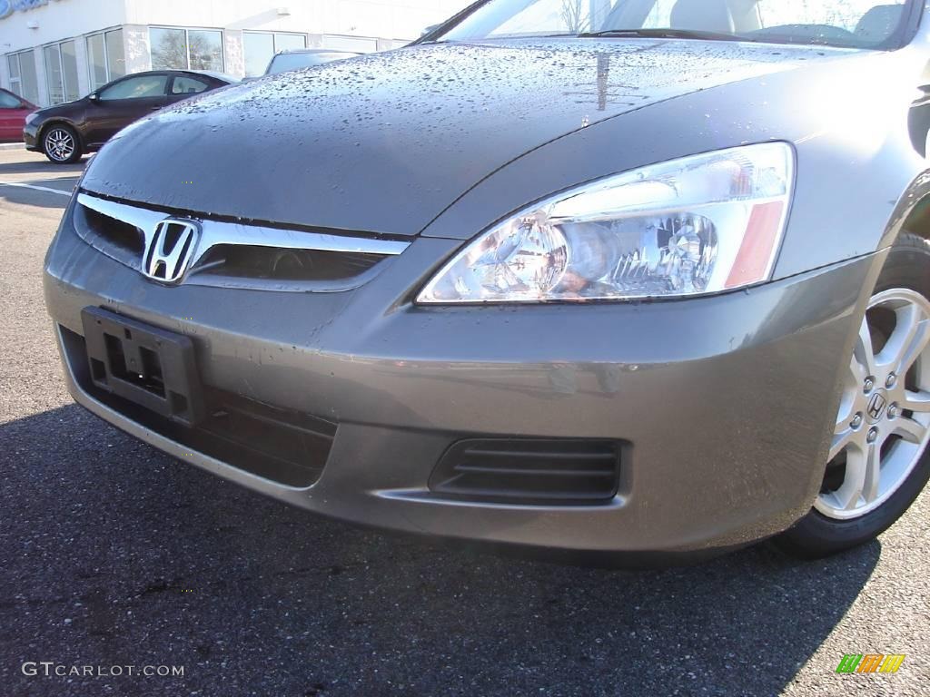 2006 Accord EX-L Sedan - Carbon Bronze Pearl / Ivory photo #9