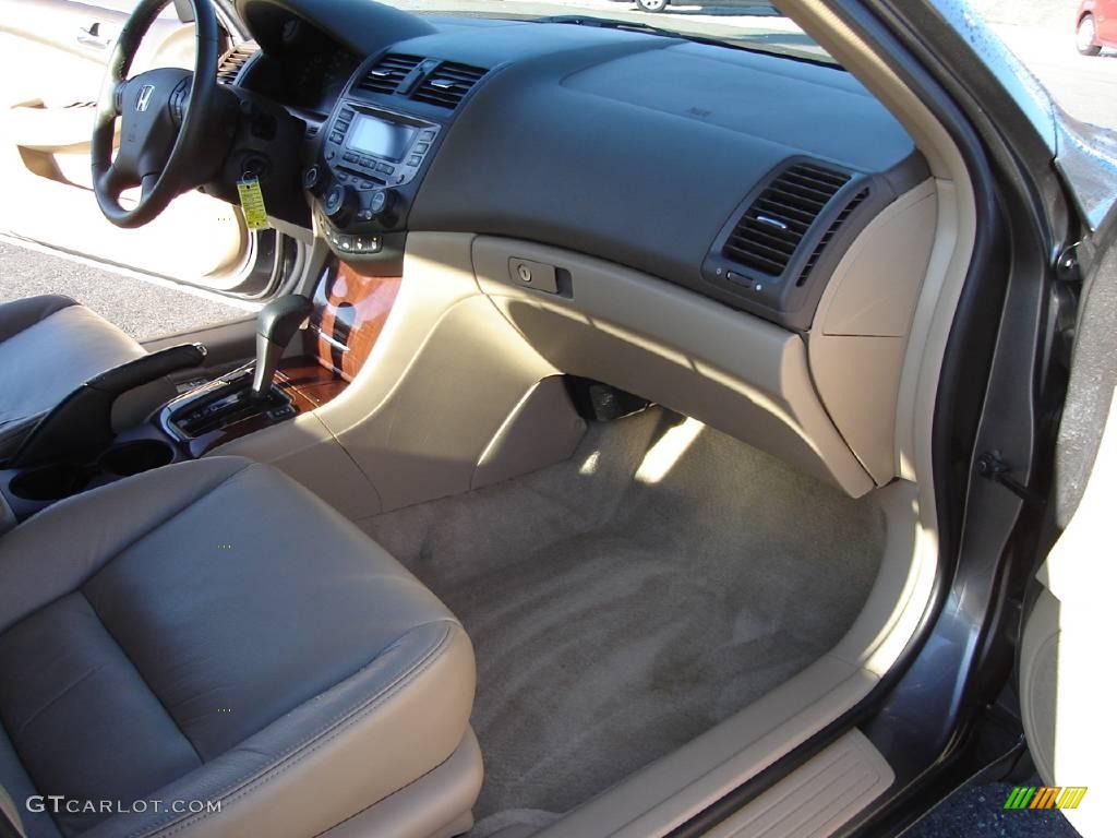 2006 Accord EX-L Sedan - Carbon Bronze Pearl / Ivory photo #19