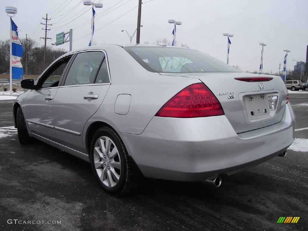 2006 Accord EX-L V6 Sedan - Alabaster Silver Metallic / Black photo #3