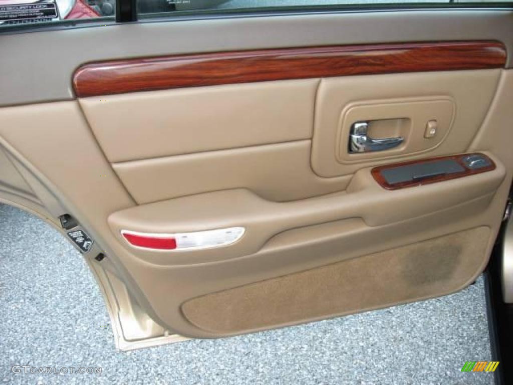 1998 DeVille Sedan - Gold Fire Mist Metallic / Beige photo #43