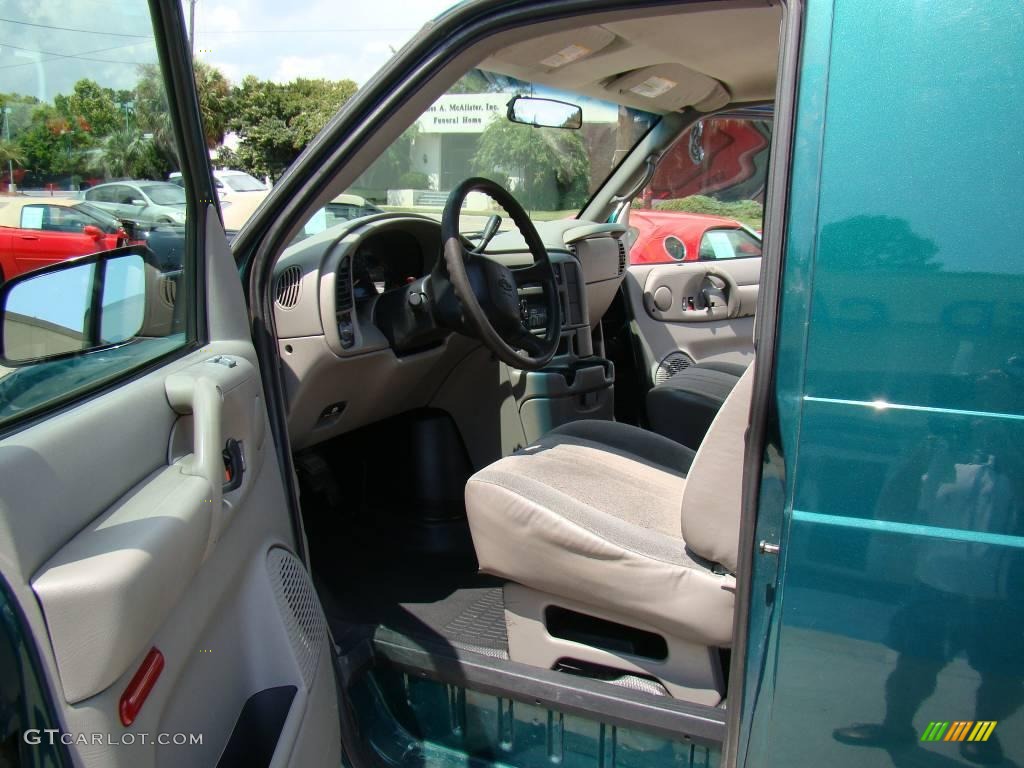 2004 Astro Cargo Van - Dark Forest Green Metallic / Neutral photo #9