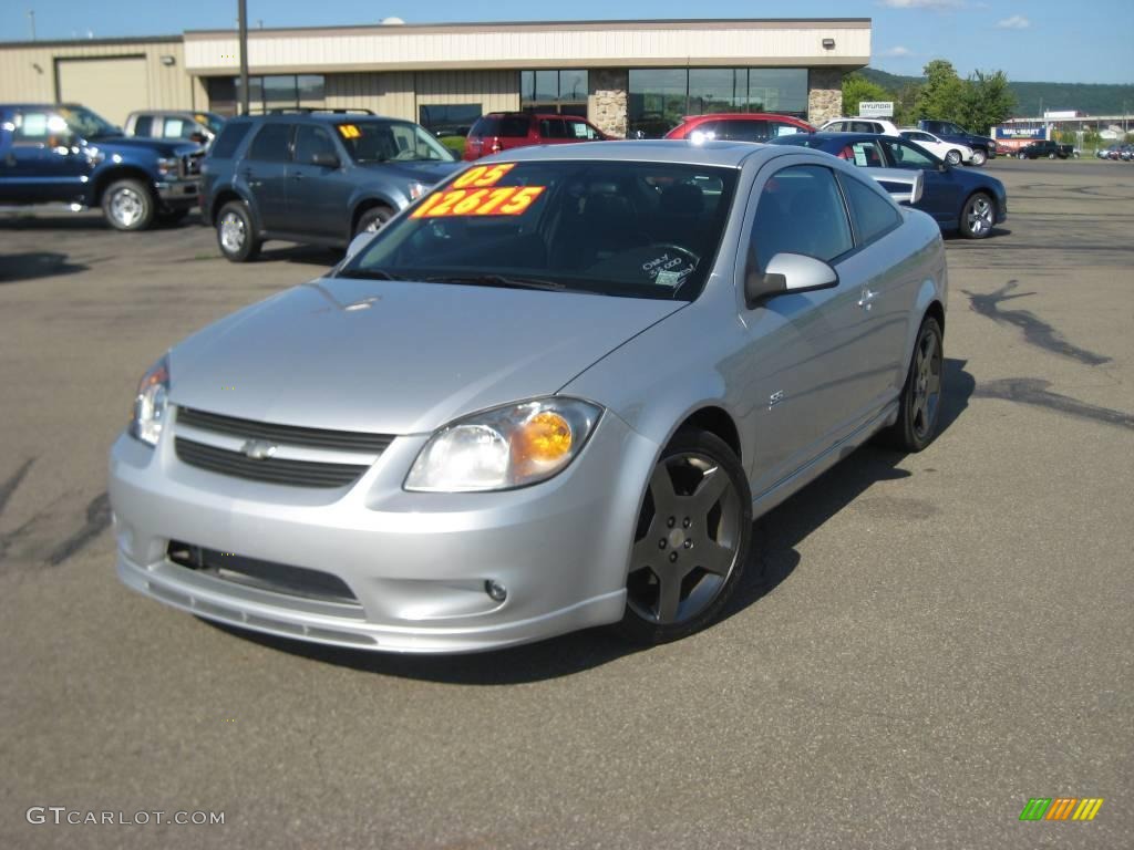 2005 Cobalt SS Supercharged Coupe - Ultra Silver Metallic / Ebony photo #1
